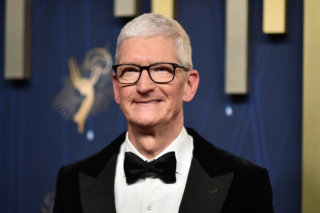 End of a Technological Era: Tim Cook to Step Down as Apple CEO After 15 Years 1 Tim Cook