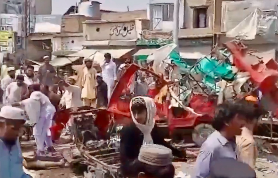 Massive Blast in Pakistan Kills 9, Injures Dozens in Khyber Pakhtunkhwa 3 Massive Blast in Pakistan Kills 9, Injures Dozens in Khyber Pakhtunkhwa