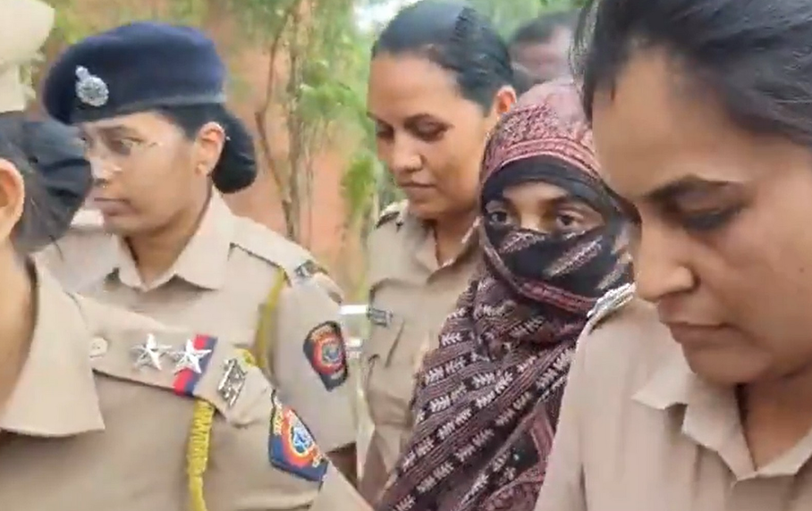TCS Nashik Case: Nida Khan Sent 171 Conversion Messages, Sent to Jail 3 TCS case: Nida Khan